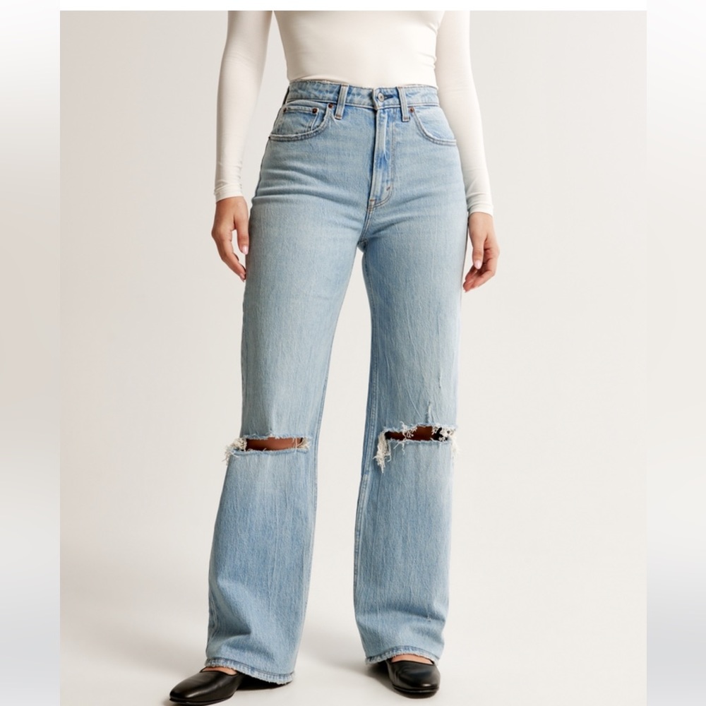 ABERCROMBIE 90’s RELAXED JEANS